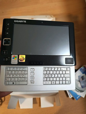 Gigabyte UMPC U60 full set mini ultra PC used with Windows XP