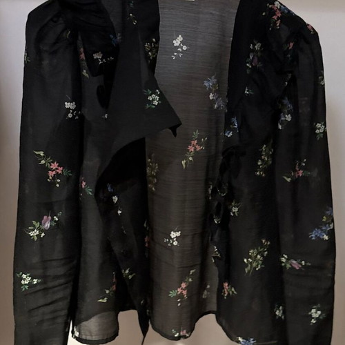 Black Transparent Shirt with Floral Pattern H&M size M like new