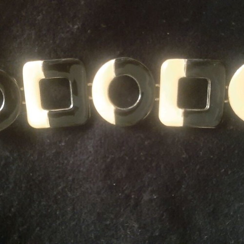 Women's bracelet beige black like new
