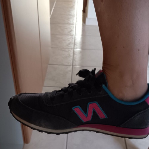 New Balance WL410CPA sneakers like new, women's size 36.5, grey with fuchsia details