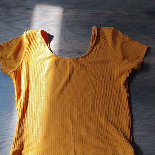 Top Bandila like new, size S