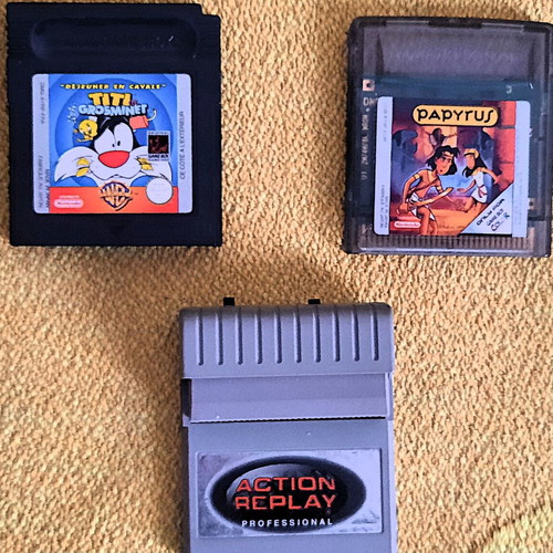 Gameboy Color used with 34 games, 7 manuals and Action Replay Pro