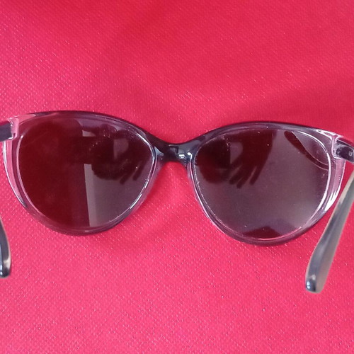 Pull & Bear sunglasses used, black and brown