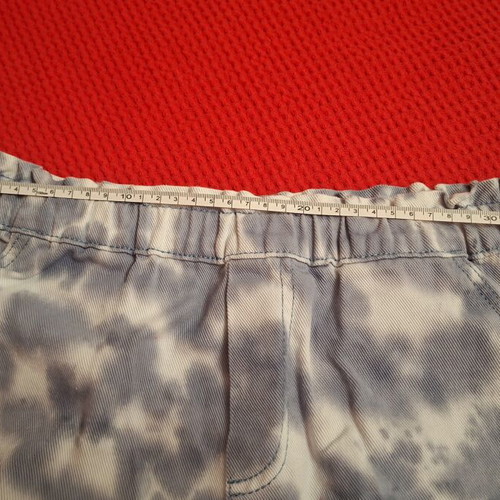 Girls' shorts Benetton like new, size 158 cm, white and blue