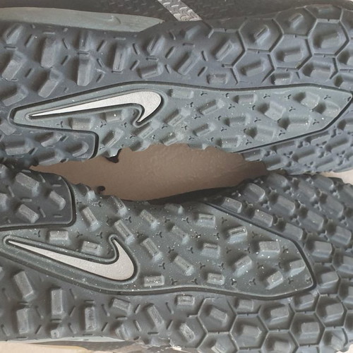 Nike Phantom football shoes size 38 used, black and silver