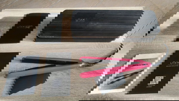 Diva Pro Styling Diva Pro Magenta Πρέσα Μαλλιών με Κεραμικές Πλάκες 50W