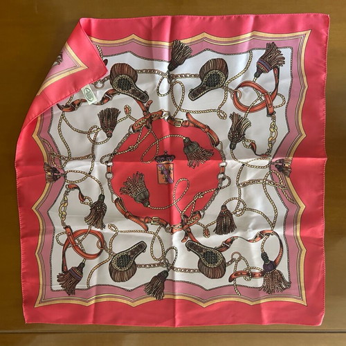 Scarf with patterns like new, white and red