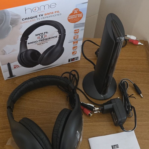 T'nB Home wireless RF TV headphones new