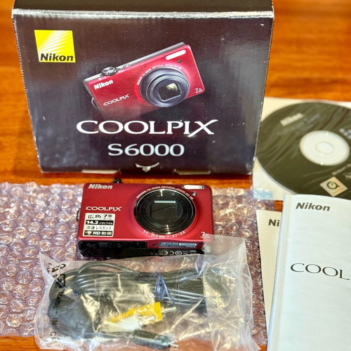 Nikon COOLPIX S6000 Red 14.2MP Digital Camera