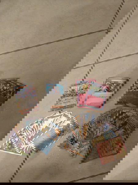 Pokemon κάρτες Surging sparks bulk