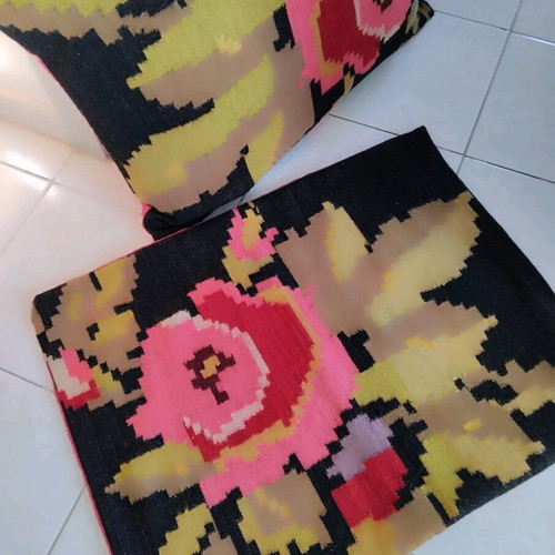 Two large woven pillowcases like new, 70x50 cm