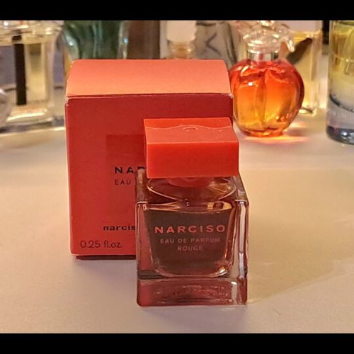 Narciso Rodriguez Rouge Eau de Parfum miniature