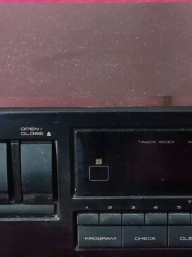 Pioneer Compact Disc Player PD-201 used