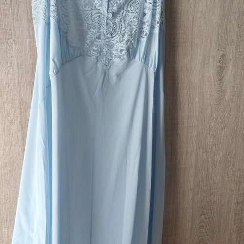 Vintage Primavera nightgown and robe set turquoise like new