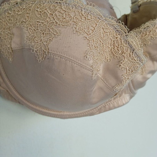 Women's bra used, beige gold with embroidery, size 80C