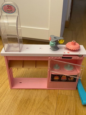 Barbie Pastry Shop Playset like new