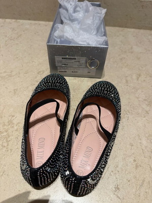 Mix Mind black ballerinas like new, size 33 with crystals