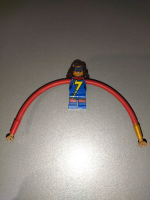 Lego Ms Marvel Minifigure αυθεντικό σε άριστη κατάσταση