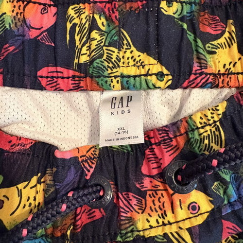 Gap kids swim shorts size XXL like new, multicolor