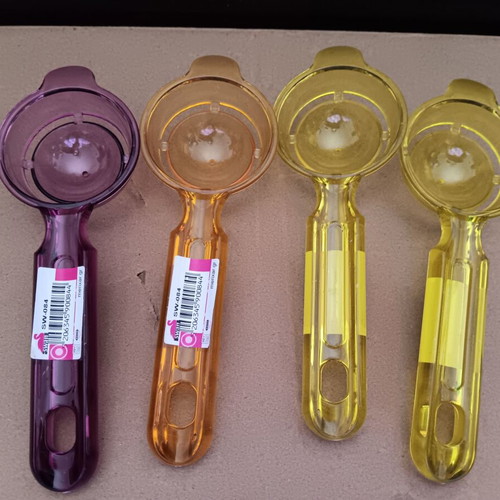 Gadget for egg yolk separator new