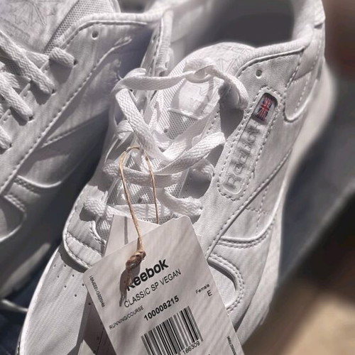 Reebok athletic shoes new, women's size 39, white