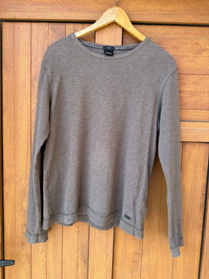 Hugo Boss Tempest long sleeve shirt like new, size S, brown