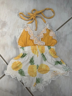 Girls' romper shorts 3-6 months like new