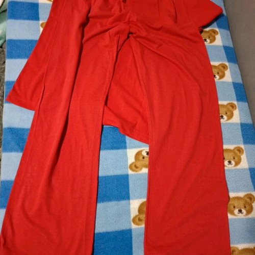 Women's pajama set 100% cotton like new, red