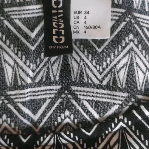 H&M Divided mini dress with geometric pattern like new