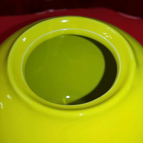 Ceramic teapot with Tweety Bird design like new