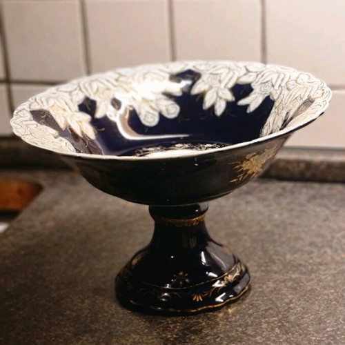 Vintage porcelain decorative item like new, Thun with 24ct gold