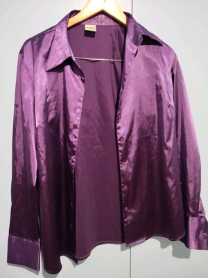 Shirt very dark purple size 40 like new