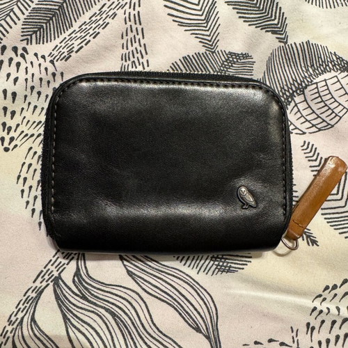 Bellroy leather men's wallet used, black