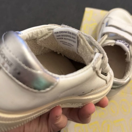 Golden Goose shoes like new, size 25, white athletic