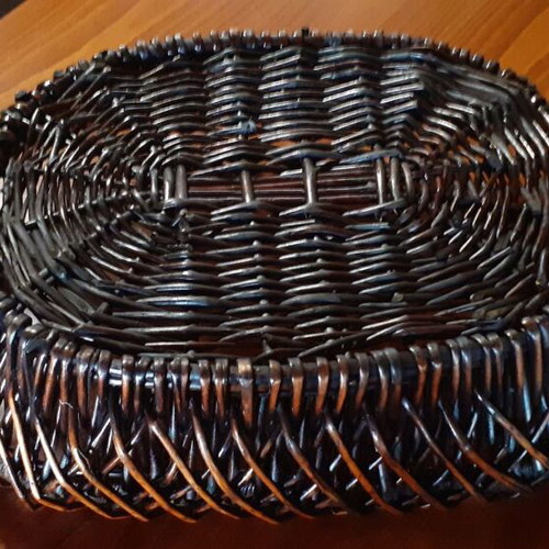 Handmade storage basket used for fruits and bread, 45x23x10 cm