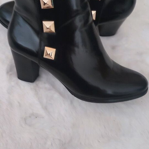 A To Z Greek ankle boots black, new, size 39