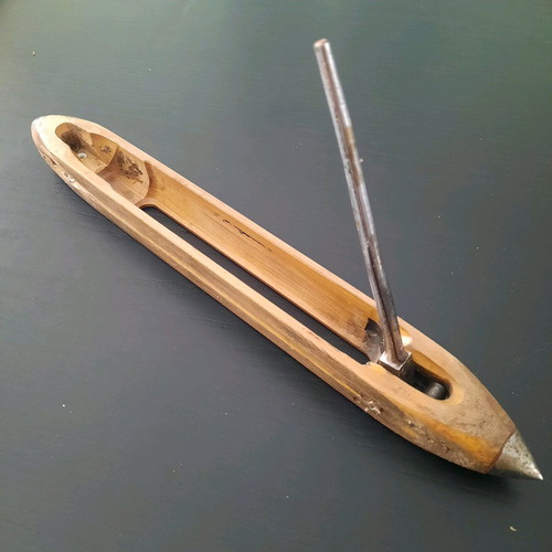 Weaving shuttle used collectible wooden with metal ends