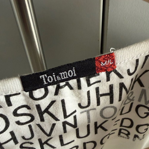 Toi&Moi blouse like new, white with silver details, size M