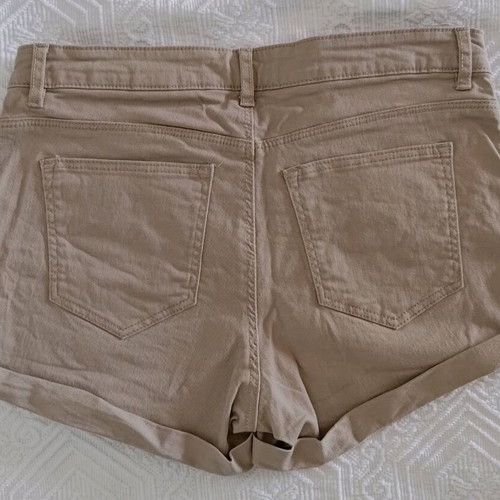 H&M low-rise shorts like new, beige, size S