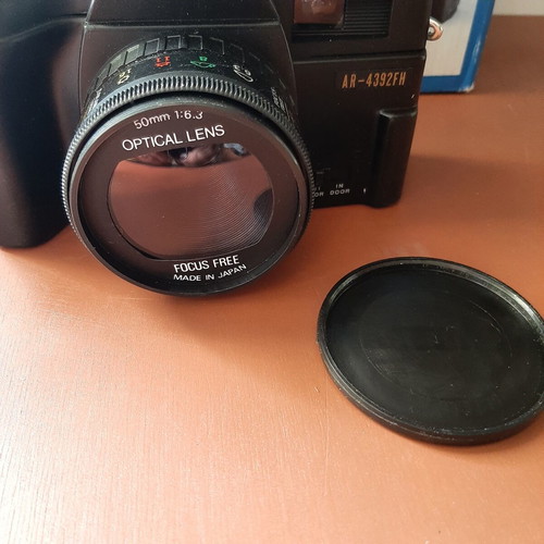 Nippon AR-4392FH 35mm focus free toy camera like new