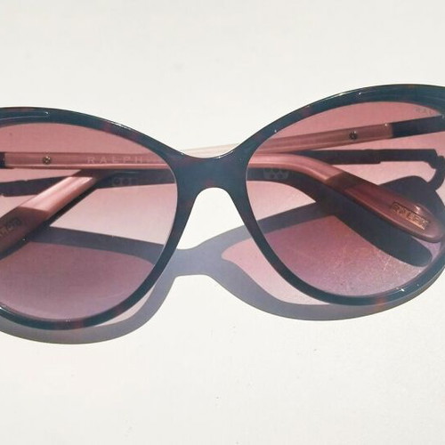 Ralph by Ralph Lauren RA5150 599/8H sunglasses like new, purple black cat eye