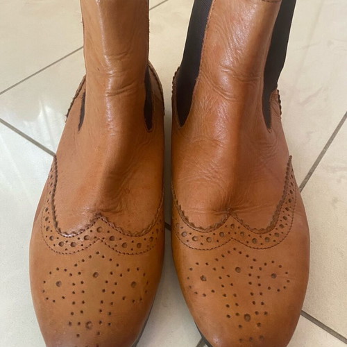 Nak Chelsea leather boots used, tan color