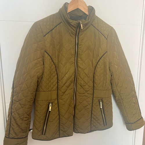 H&M green thin jacket like new with golden zipper, size 44