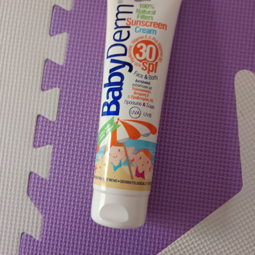 BabyDerm Kids Sunscreen SPF 30 unused