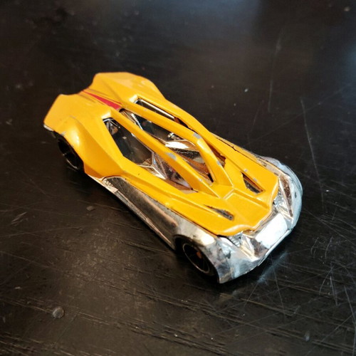 Hot Wheels 2007 Split Vision toy car used, good condition