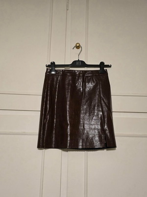 Mts Point crocodile pattern skirt like new, brown, size S