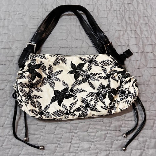 Women's shoulder bag cream-black with floral embroidery like new