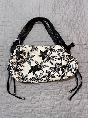Women's shoulder bag cream-black with floral embroidery like new