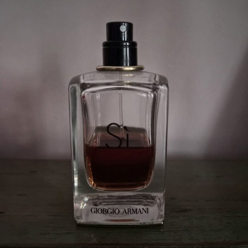 Si Armani au de parfum women's used 50ml