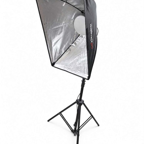 Studio light for photography
